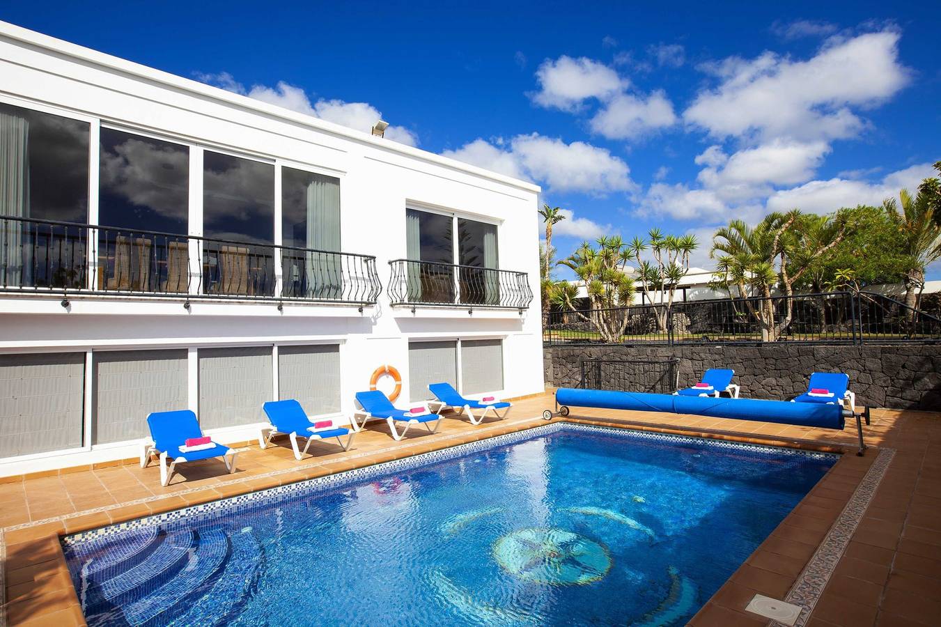 Villa voor 12 personen met uitzicht op zee in Puerto Calero, Yaiza
