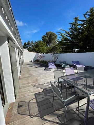 Location de vacances pour 8 personnes, avec jardin dans Plage des sables d'or - 2