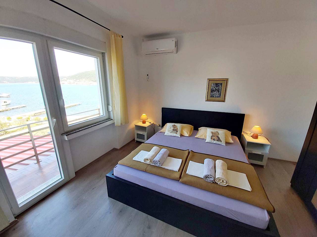 Ganze Ferienwohnung, Ferienwohnung mit Bootsliegeplatz und Meerblick in Supetarska Draga, Rab