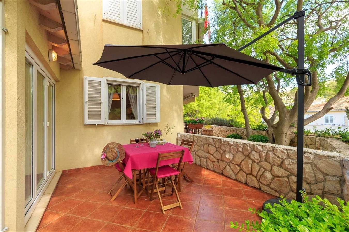 Appartement entier, Appartement de vacances pour 4 personnes avec terrasse in Dubrovnik, Grad Dubrovnik