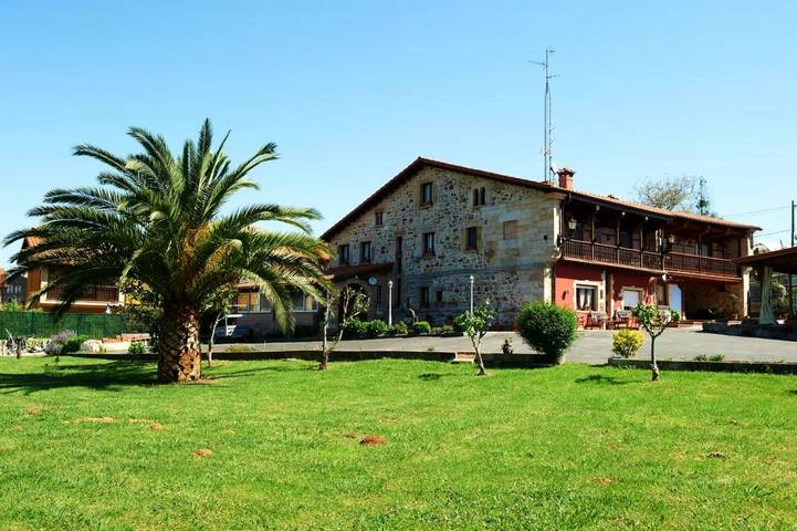 Casa rural para 2 personas, con Terraza además de Jardín y Vistas en Puente Viesgo