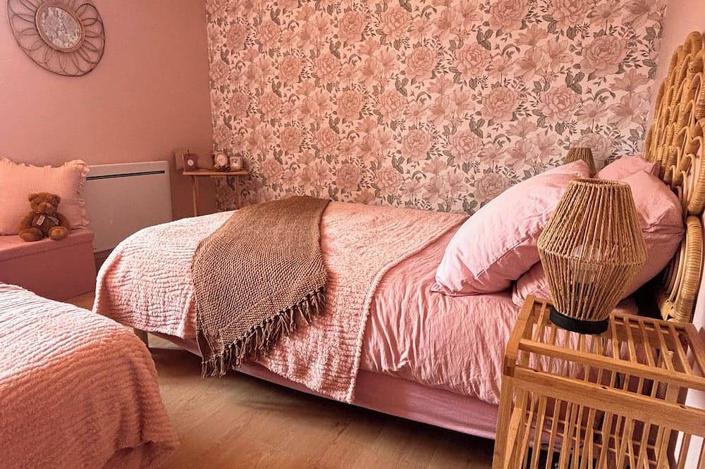 Gîte le Cottage Demmy Rose in Notre-Dame-des-Flots, Bayeux und Umgebung