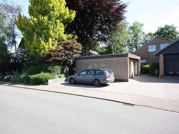 Ferienwohnung für 3 Personen, mit Terrasse und Garten in Wiefelstede - 2