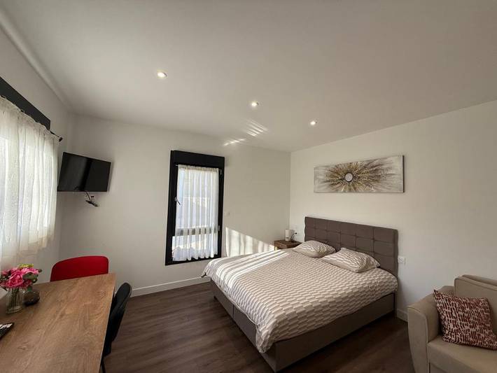 Maison d’hôte pour 3 personnes, avec vue et terrasse à Montélimar - 3