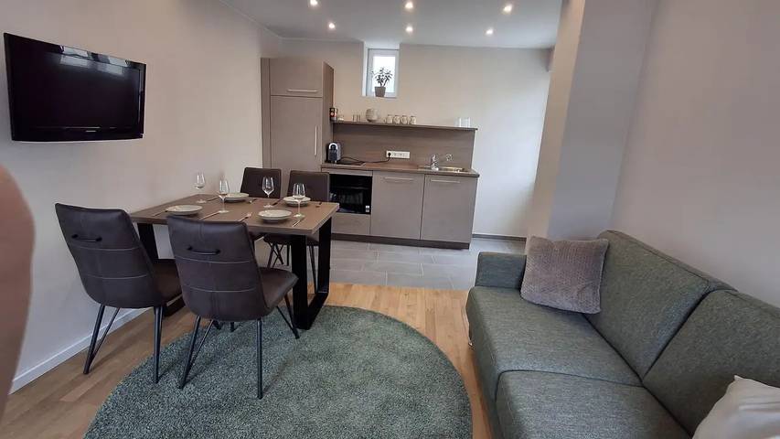 Ferienwohnung für 3 Personen, mit Balkon und Terrasse
