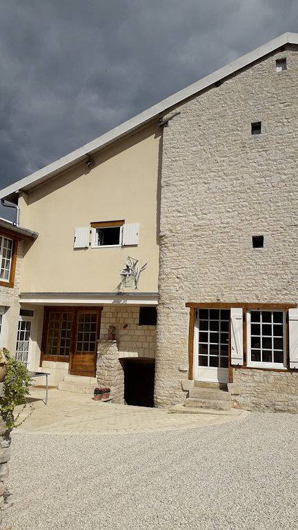Chez Madgi et Jean-Mi - Chambre in Froncles, Haute-Marne