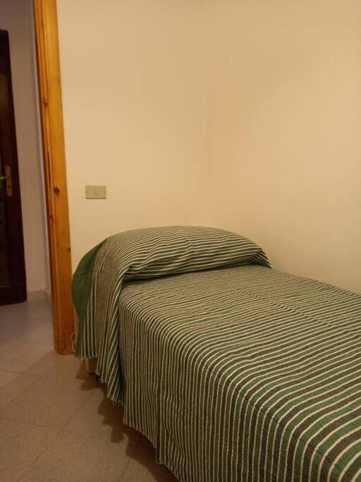 Gîte pour 4 personnes, avec Balcon et Terrasse ainsi que Jardin et Vue à Santa Marina - 2
