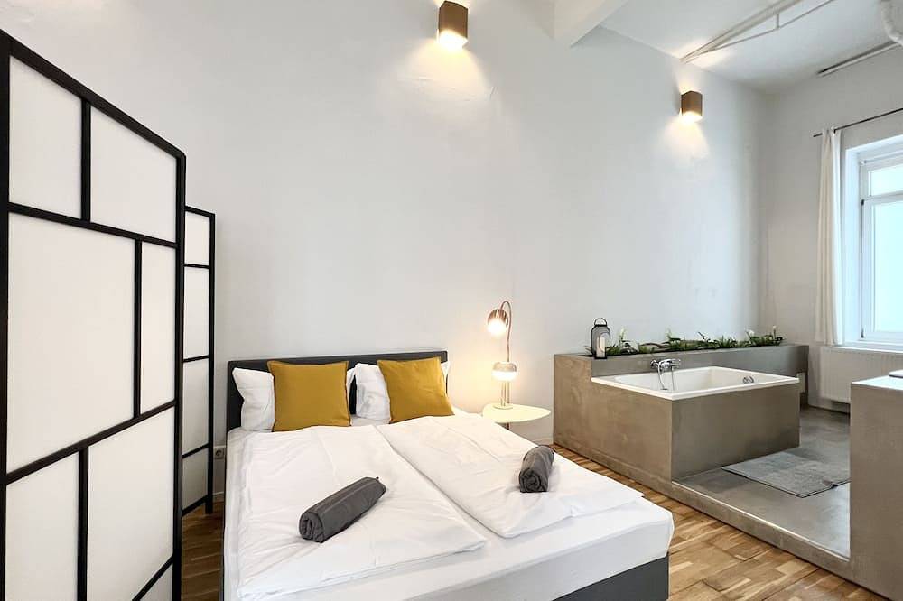 Ganze Wohnung, Großes Loft-Apartment in Bremen Mitte in Mitte Bremen, Bremen