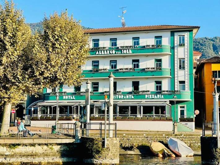 Hotel für 4 Personen, mit Terrasse, mit Haustier in Porto Valtravaglia