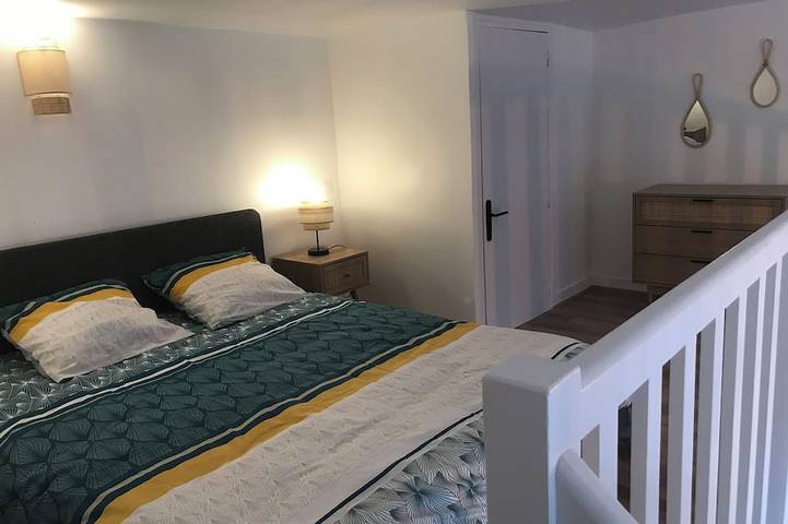 Appartement entier, T3 : Appart’ entièrement rénové centre ville St Étienne in Saint-Étienne, Loire