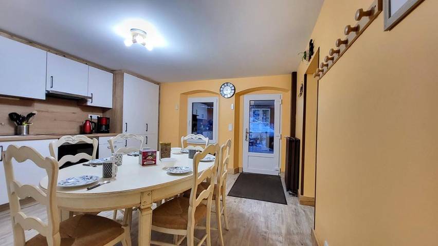 Gîte pour 6 personnes, avec terrasse et vue dans Glières-Val-de-Borne - 2