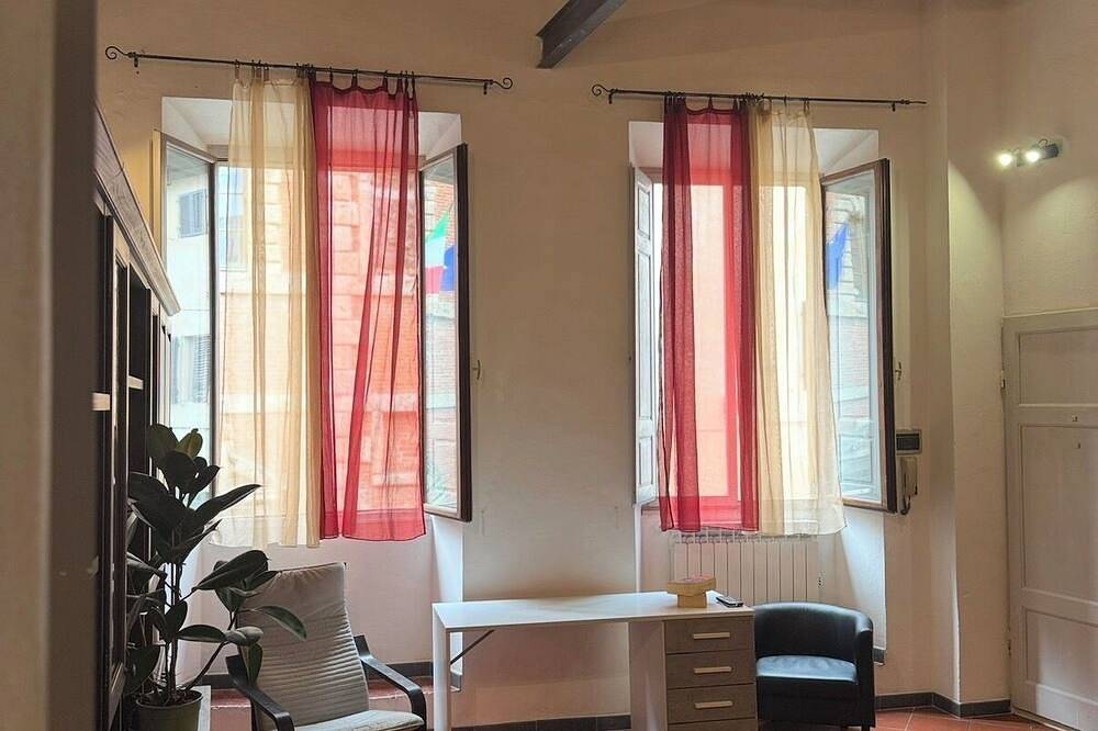 Appartamento intero, Casa in Corso in Colle di Val d'Elsa, Siena e dintorni