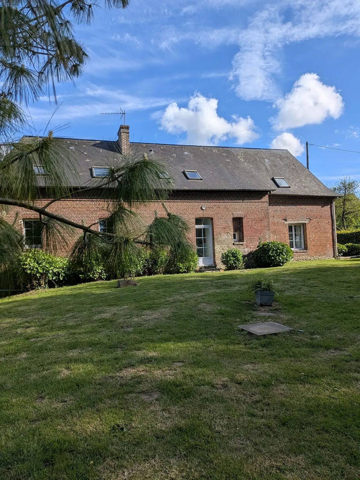 Maison de charme à Berville avec jardin non clôturé in Berville, Région de Dieppe