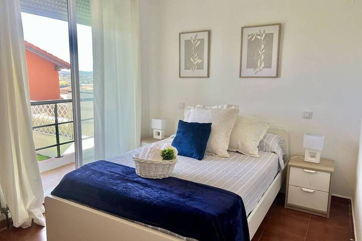 Holiday apartment for 5 people, with pool and balcony, with pets - 1