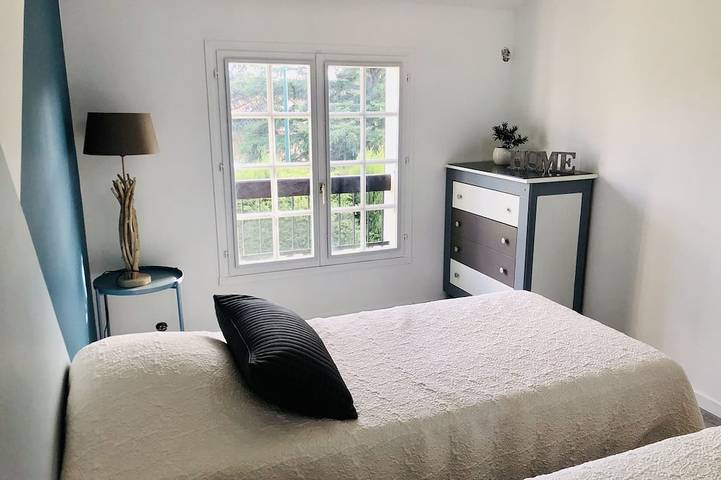 Location de vacances pour 10 personnes, avec jardin à Montesquieu-des-Albères - 4