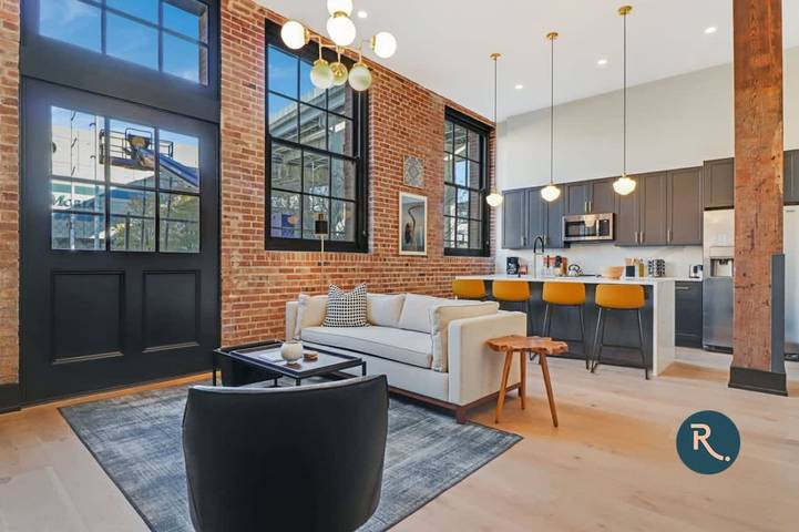 Vacation rental for 16 people, with pets in New Orleans