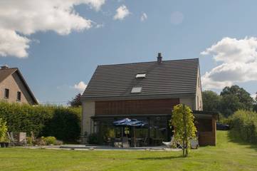 Cottage pour 4 personnes, avec sauna et terrasse ainsi que jardin et piscine à Jalhay