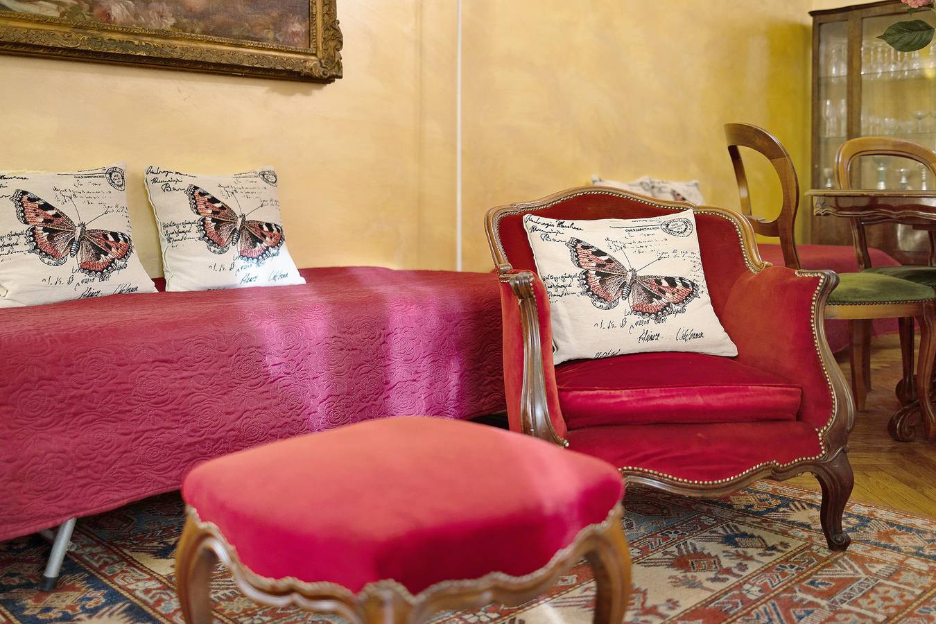 Entire apartment, Apartment 'Casa di Pina a Sanremo' with Balconies & Wi-Fi in San Remo, Sanremo Municipality