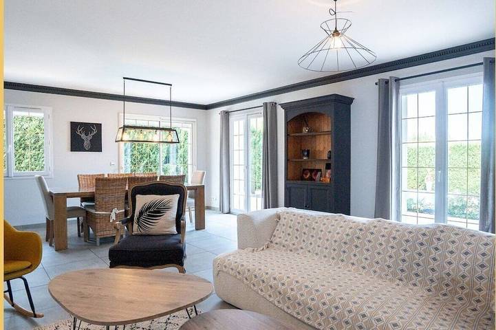 Location de vacances pour 10 personnes, avec Jardin dans Saint-Cergues