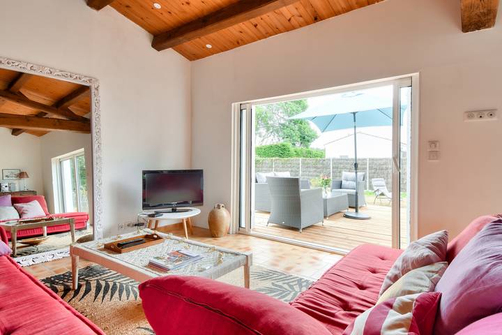 Location de vacances pour 7 personnes, avec Terrasse et Jardin dans Plage de la Clère