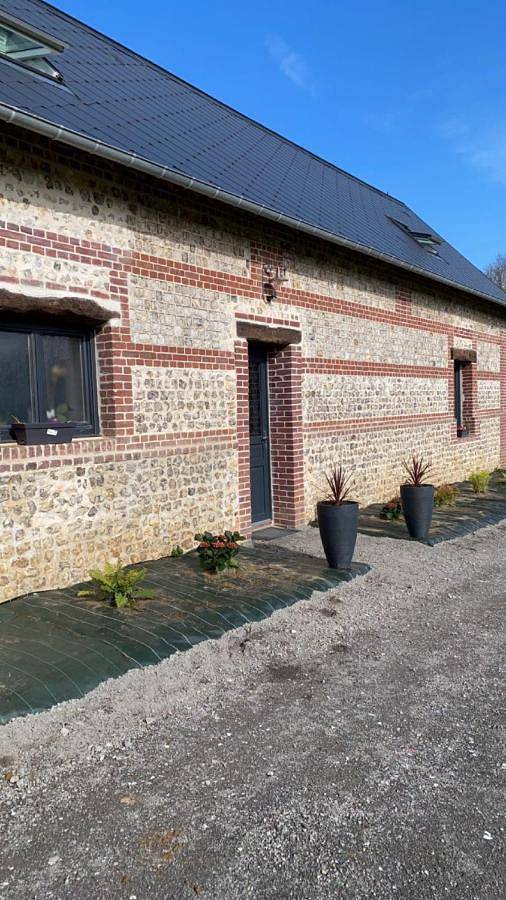 Location de vacances pour 8 personnes, avec jardin à Angerville-la-Martel - 2