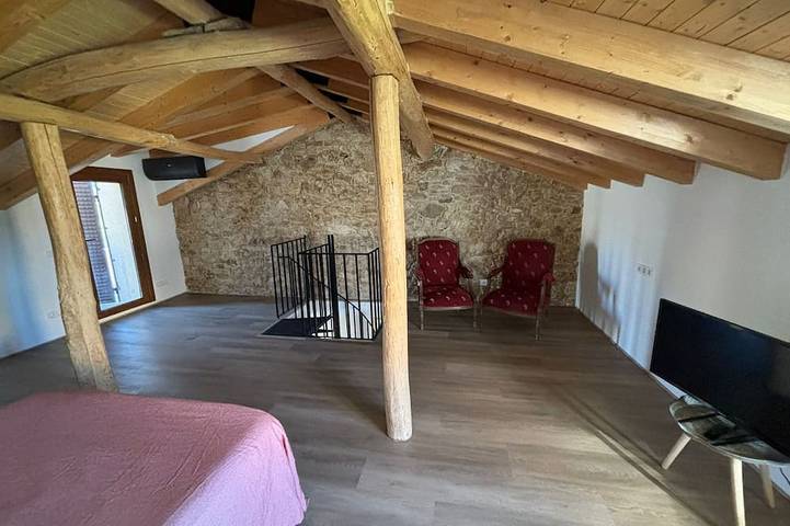 La Casita de Patones. Casa rural sostenible con jardín y Bbq in Patones, Provincia de Madrid