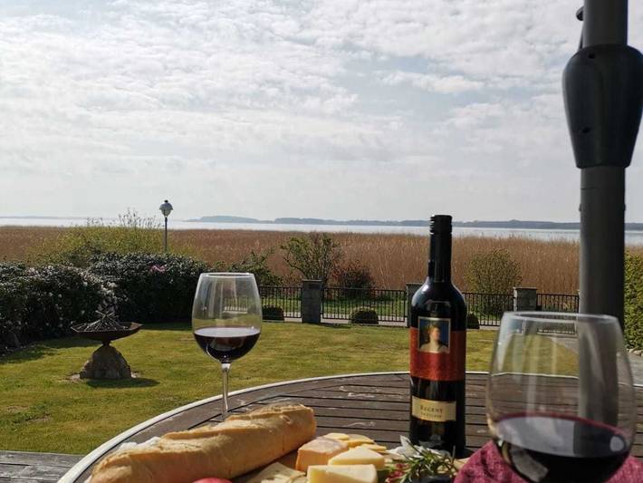 Ferienhaus für 5 Personen, mit Seeblick und Ausblick sowie Terrasse und Garten, kinderfreundlich auf Usedom - 2