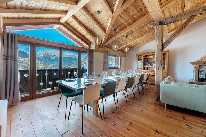 L'Hermine: Wunderschönes Savoyer Chalet mit Panoramablick – bis zu 15 Personen in Mâcot-la-Plagne, La Plagne-Tarentaise