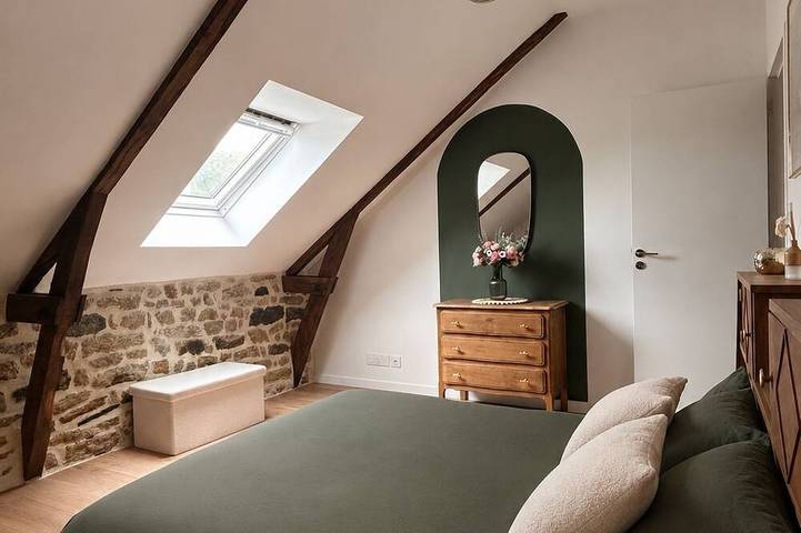 Two charming adjoining homes in the heart of a 340 m² property—sleeps 16 in Locmaria-Grand-Champ, Vannes und Umgebung