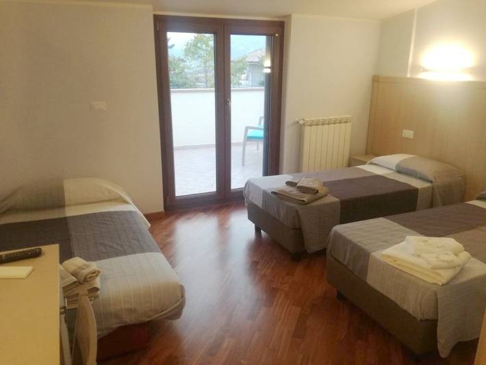 Location de vacances pour 2 personnes, avec jardin et vue à Penne - 3