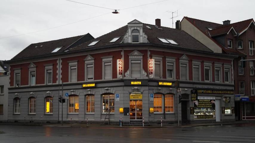 Hotel für 2 Personen, mit Terrasse und Garten in Hilden