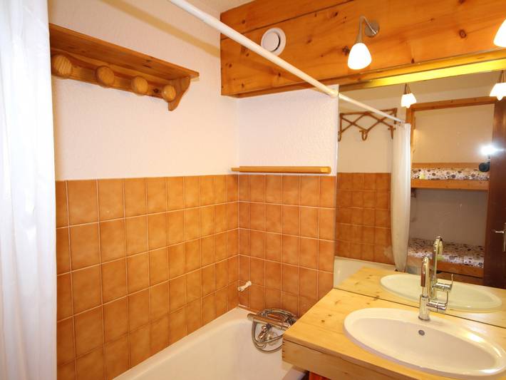 Estudio entero, Estudio Cabina en Les Saisies - 5 pers, 26 m² con Balcón Sur, Mascotas Ok in Les Saisies, Albertville region