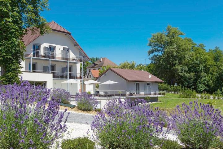 Hôtel pour 4 personnes, avec jardin et piscine ainsi que sauna et jacuzzi à Marigny-Saint-Marcel