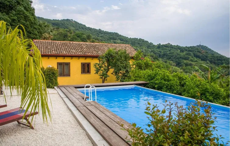 Casa vacanza per 6 persone, con piscina e idromassaggio - 1