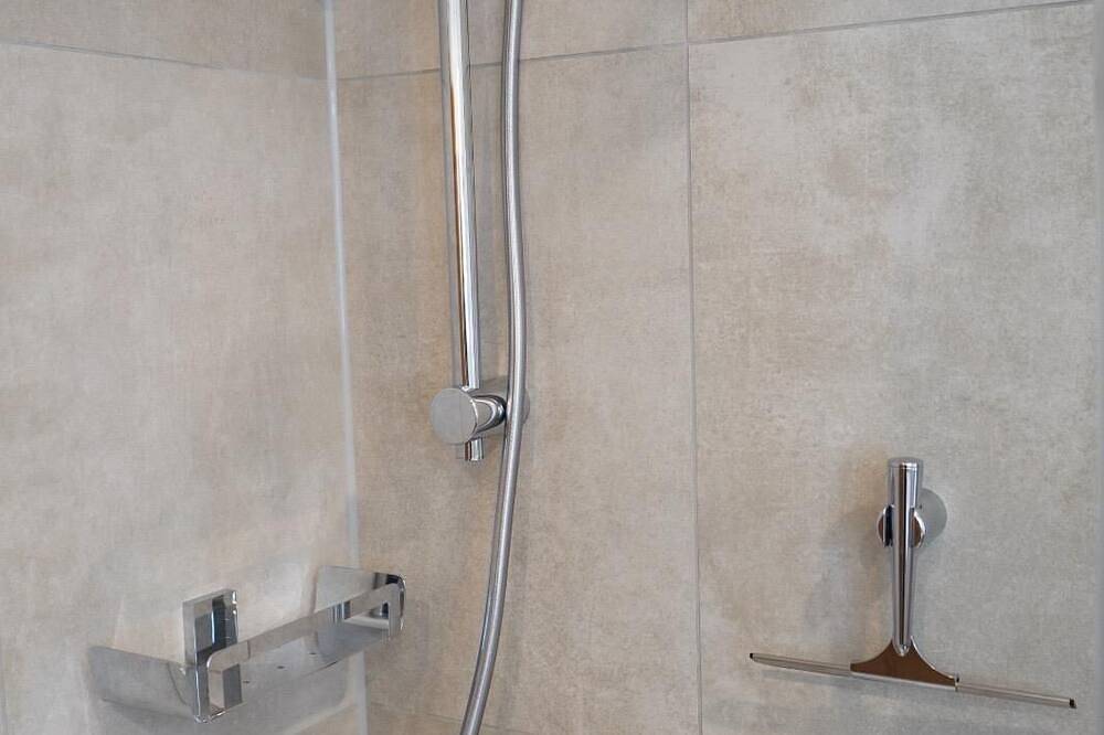 Ganze Wohnung, Modernes Apartment in ruhiger Lage in Landkreis Biberach