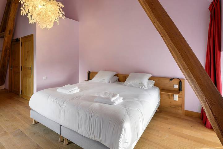 Gästezimmer La Chasserie 4 – Grange Arthuis mit WLAN und Klimaanlage in Lavau, Loire-Tal