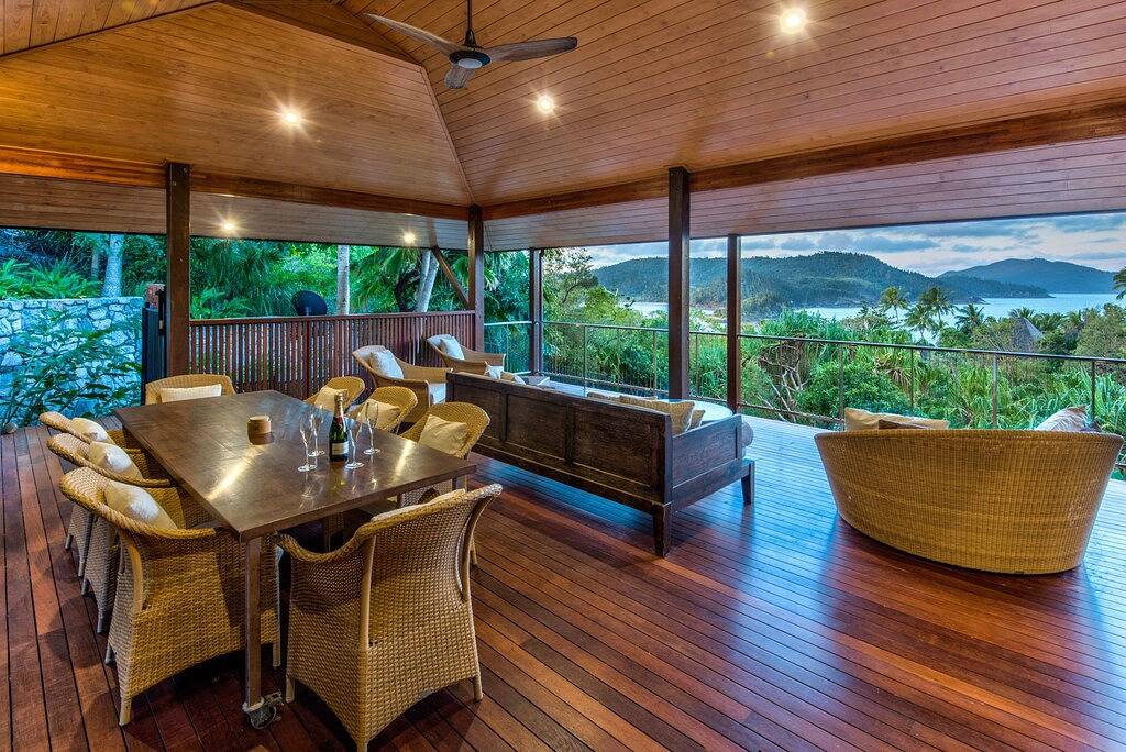Iluka Luxury House Hamilton Island - private pool, 2 golf buggies and transfers in Hamilton Island