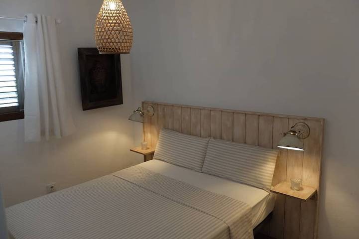 Petite maison charmante située à 500m de la plage avec piscine privée in Playa del Arenal, Jávea