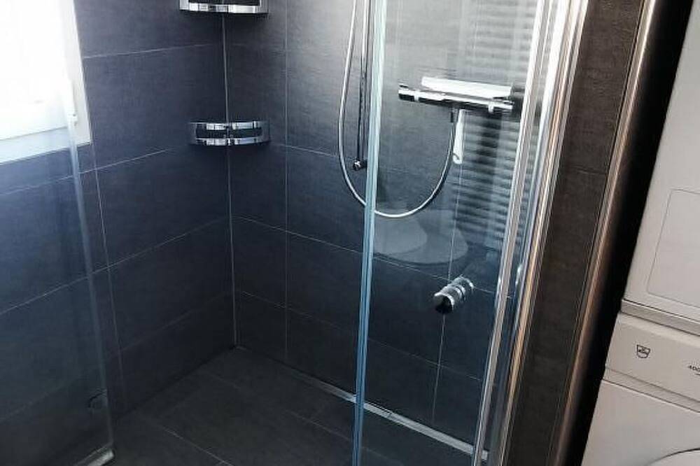 Ganze Wohnung, Gemütliche und geräumige Ferienwohnung in Nesslau, Zürich Voralpen