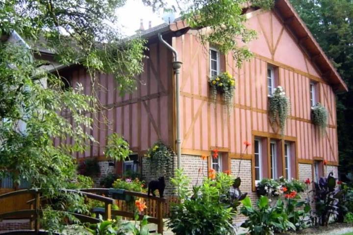Gîte pour 8 personnes, avec jardin