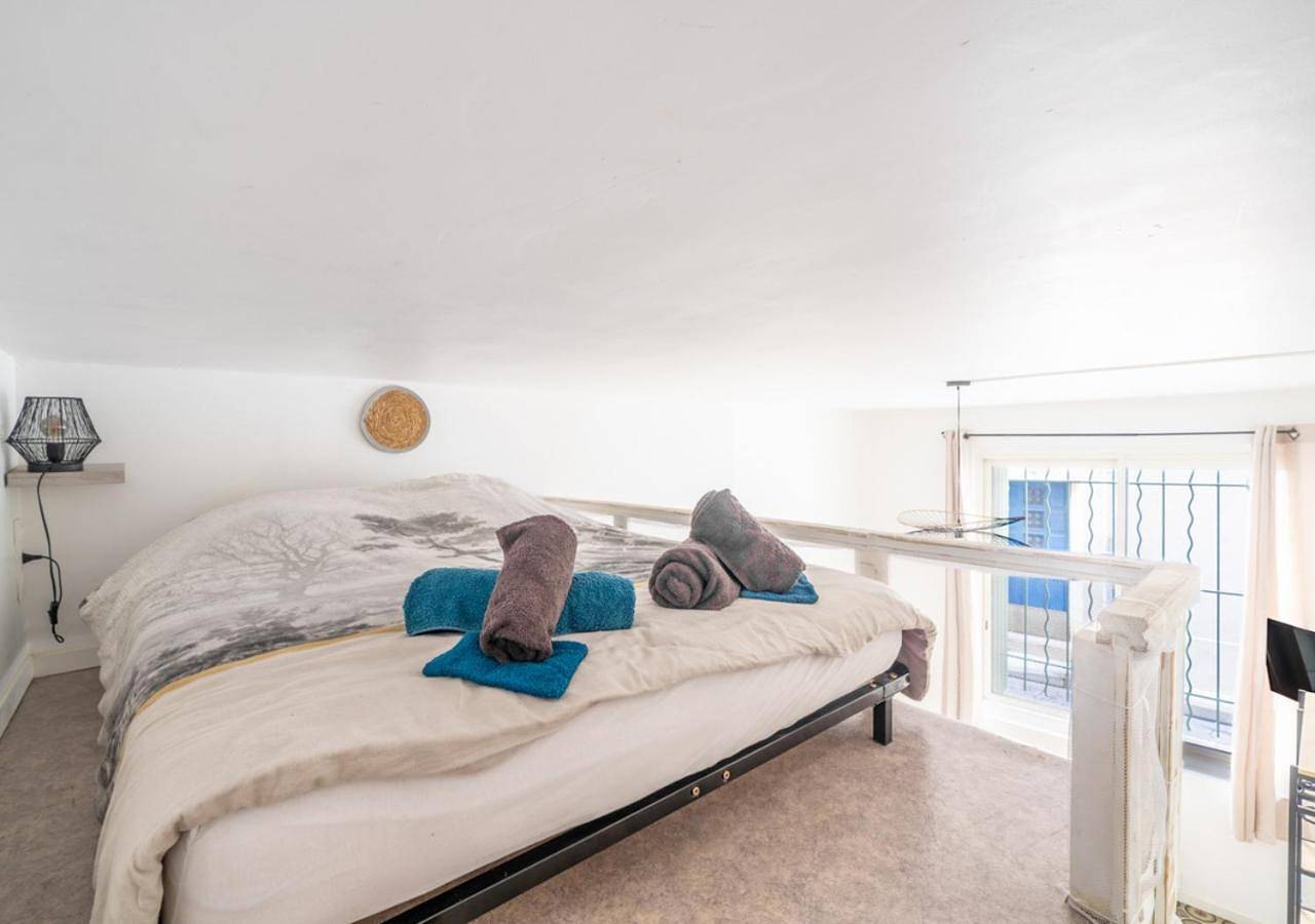 Appartement entier, Charmant cosy Centre historique Beaucaire 2 pers Cocon 2 in Beaucaire, Région de Nîmes