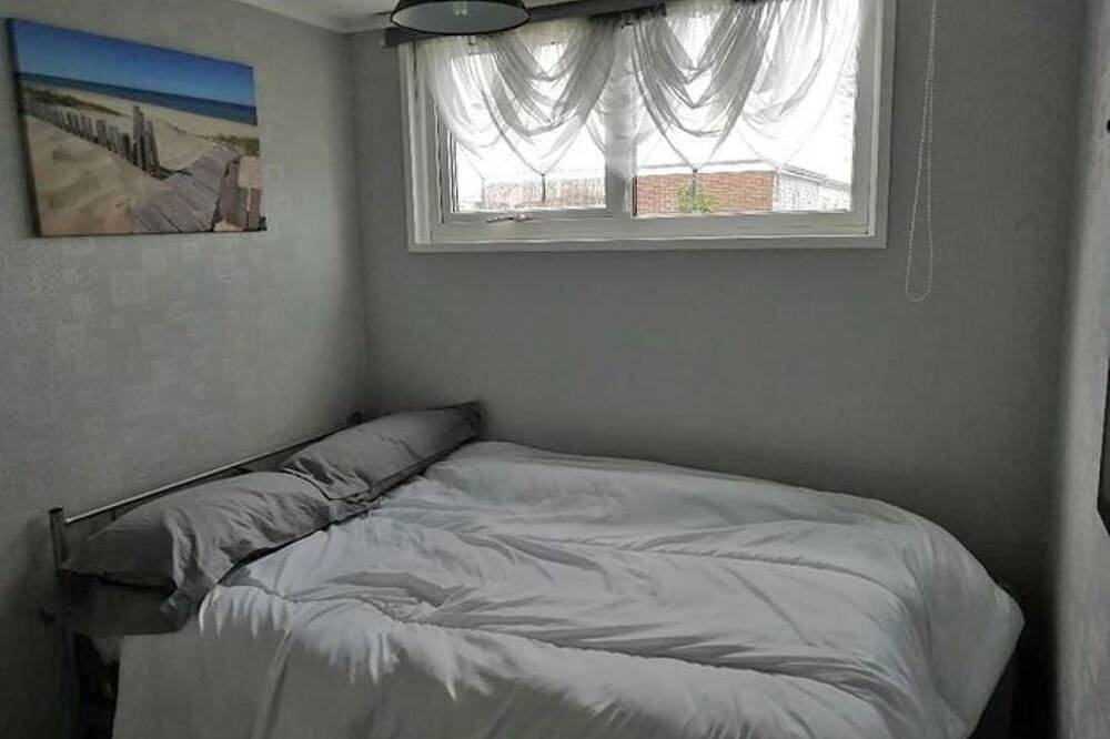 255 Sundowner, Hemsby in Hemsby, Great Yarmouth
