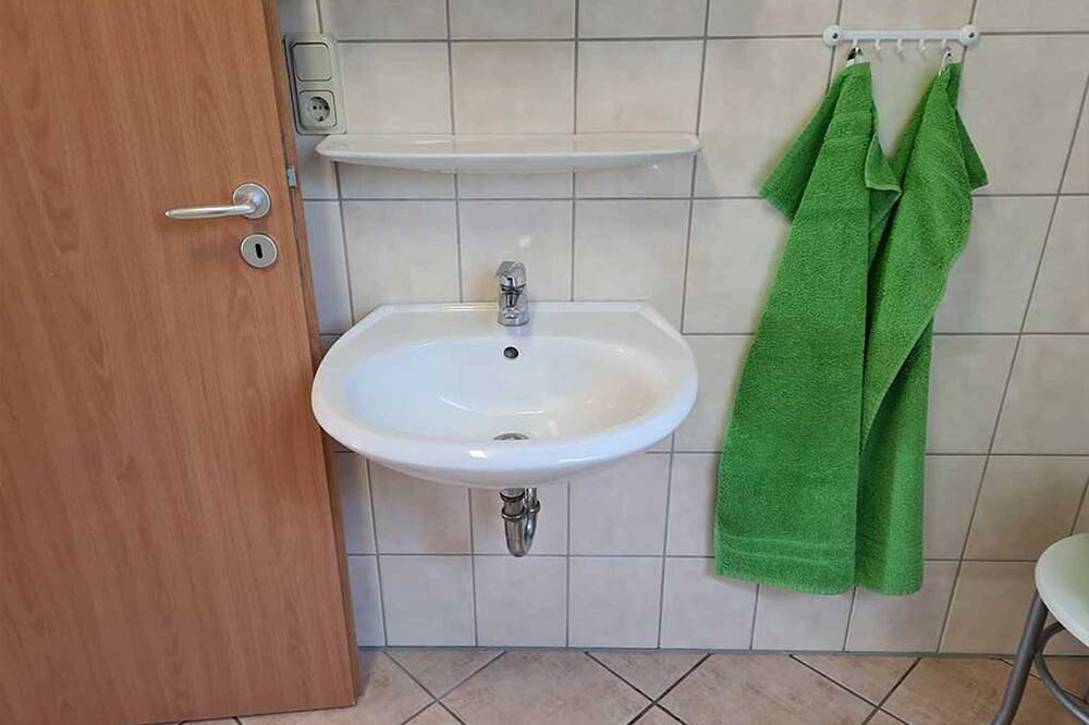 Ganze Wohnung, Ferienwohnung 2 Meyerhof - Ferienwohnungen Meyerhof, 55116 in Filsum, Nordseeküste