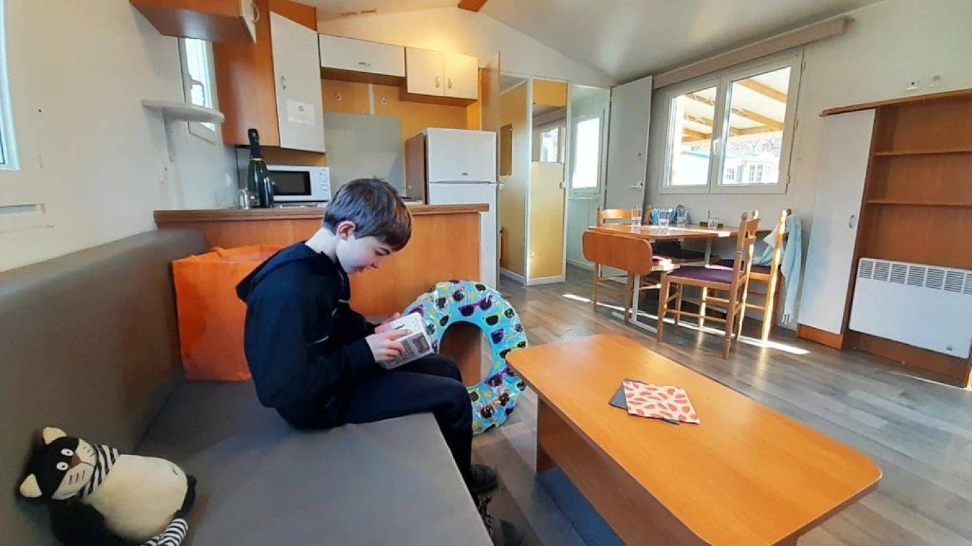 Zecamping 3* chiens acceptés mobil-home clim 28m2 6 pers in Bauduen, Brignoles Region