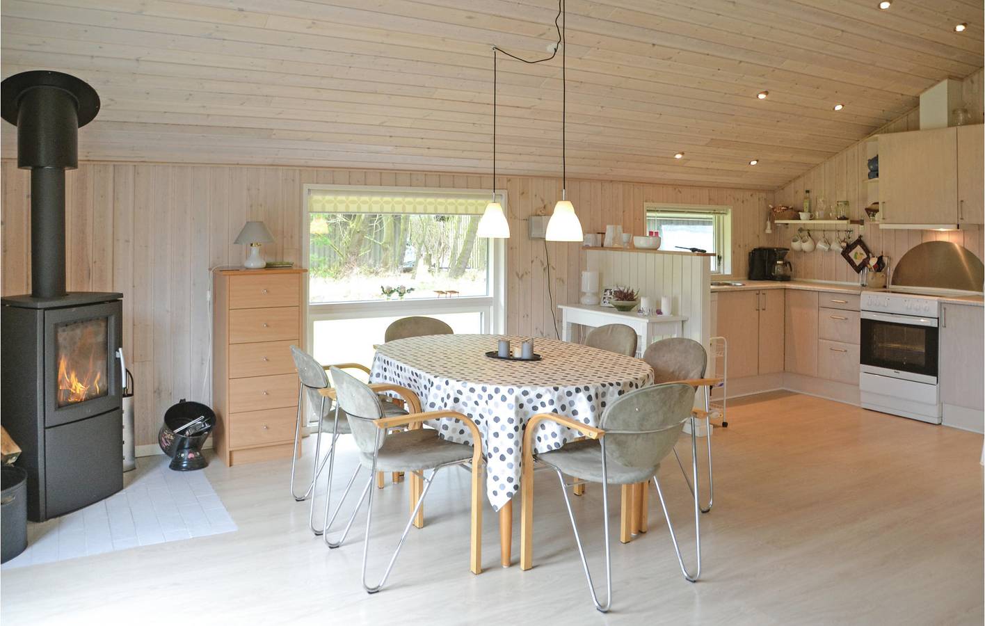 Holiday home for 4 people with terrace in Nørre Nebel, Varde Region