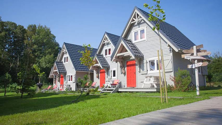 Bungalow dla 6 osób, z ogród, zwierzęta dozwolone w Dębina
