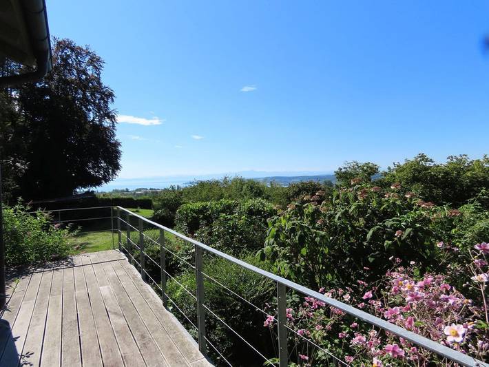 Ferienhaus für 7 Personen, mit Terrasse und Garten sowie Sauna und Seeblick in Überlingen