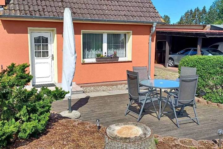 Ferienwohnung für 4 Personen, mit Garten in Sehlen