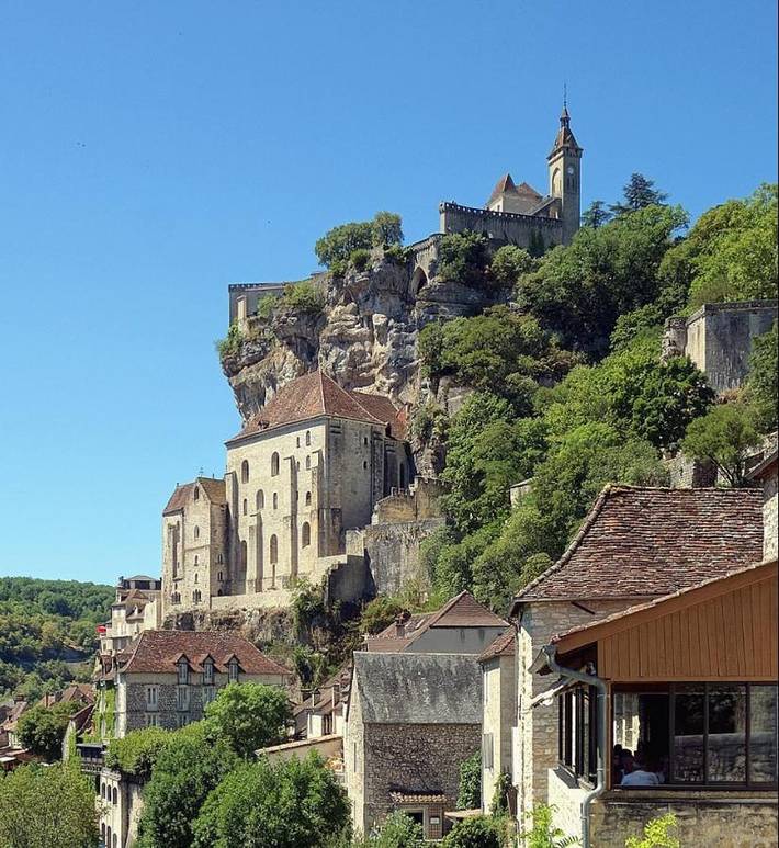 Location de vacances pour 2 personnes, avec terrasse ainsi que jardin et vue à Goujounac - 4