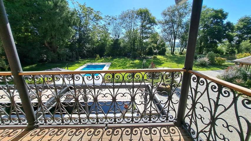 Chambre d’hôte pour 4 personnes, avec terrasse et jardin ainsi que piscine et jacuzzi en Pyrénées-Atlantiques - 2
